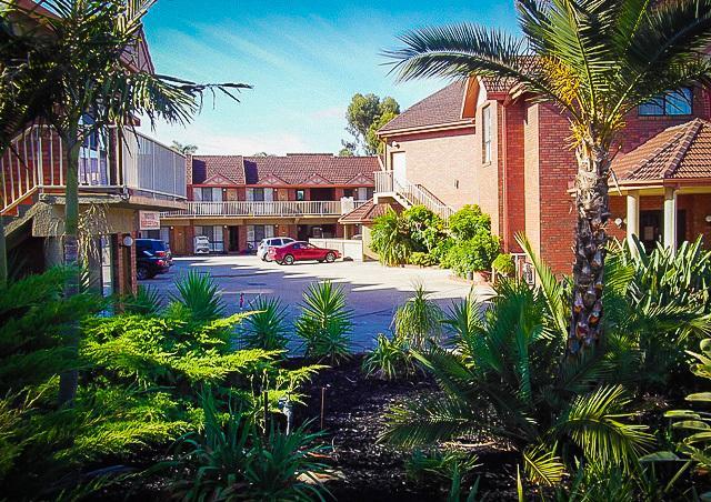 Monte Villa Motor Inn Melbourne City Exterior foto